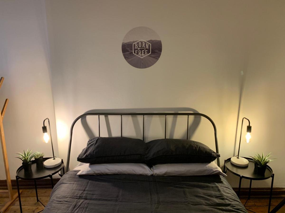 Central Club Hotel Melbourne Bagian luar foto