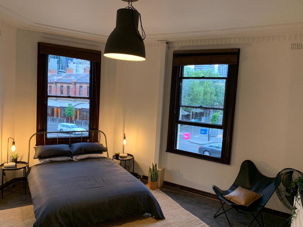 Central Club Hotel Melbourne Bagian luar foto
