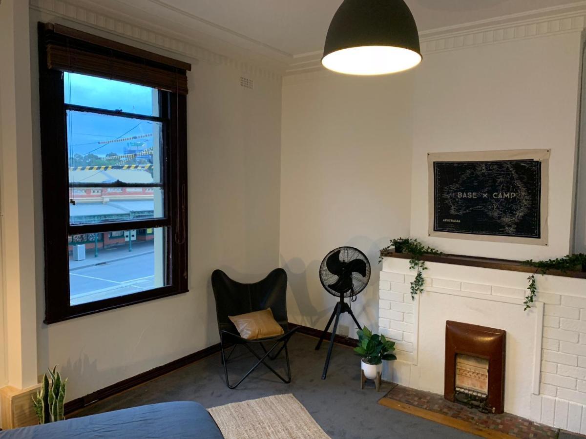 Central Club Hotel Melbourne Bagian luar foto
