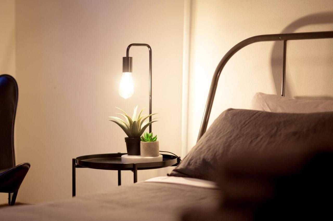 Central Club Hotel Melbourne Bagian luar foto